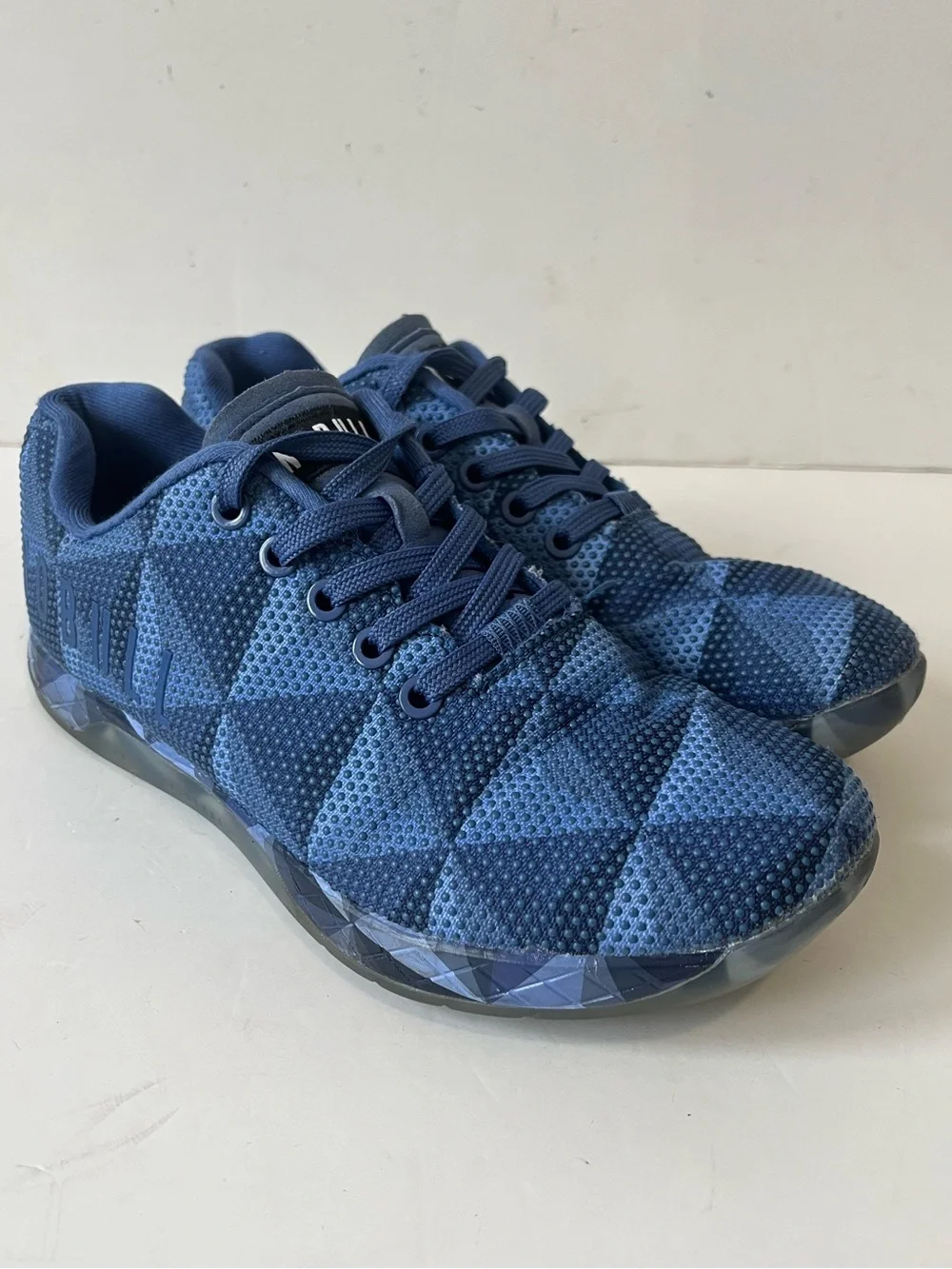 NOBULL Navy blue geometric athletic trainer Sneakers size men5.5/women7